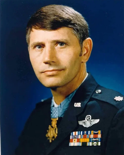 Medal of Honor recepient Air Force Maj. Leo K. Thorsness , Vietnam Veteran News, Mack Payne