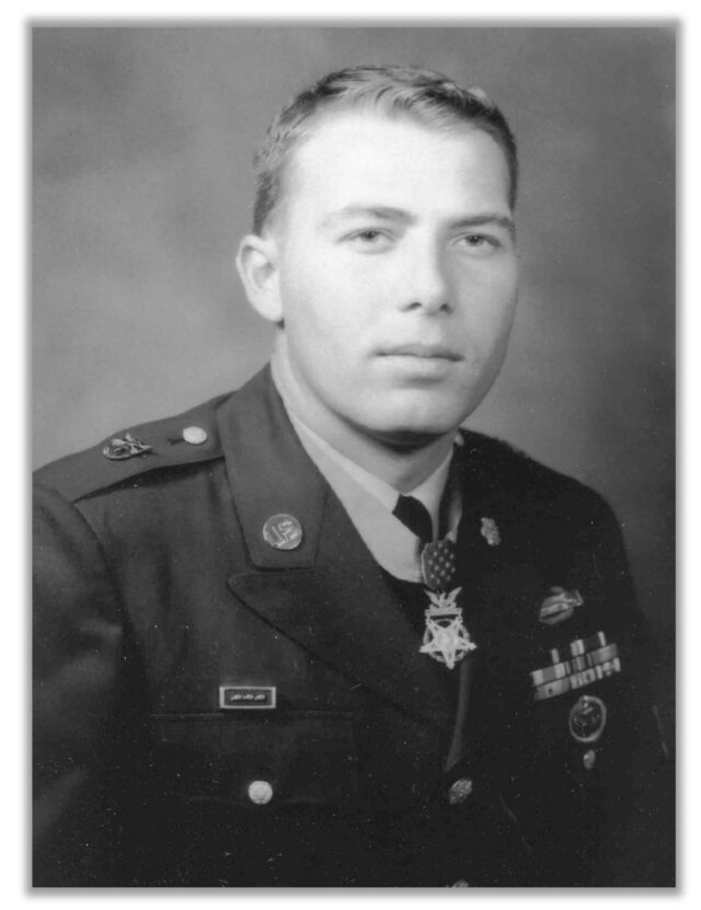 Vietnam War Medal of Honor recipient Army SSG Drew Dix., Vietnam Veteran News, Mack Payne
