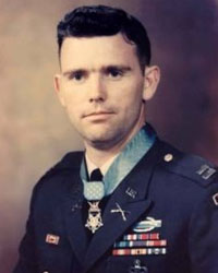 Vietnam Medal of Honor recipient Army LTC Ronald E. Ray.