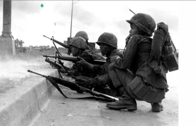 South Vietnamese soldiers in Saigon during the Tet Offensive, 1968[via Wikimedia Commons]